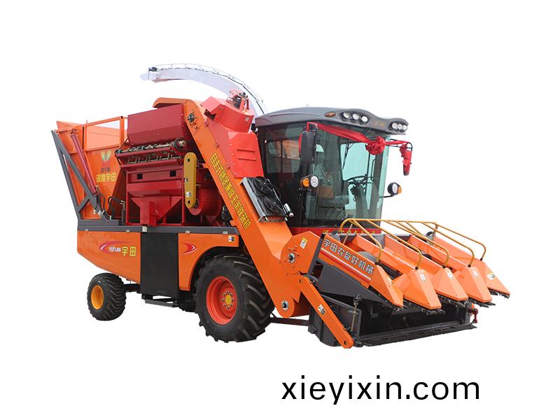 4YZB-4A2自走式(shi)穗(sui)莖兼(jian)收(shou)玉米(mi)收(shou)穫機