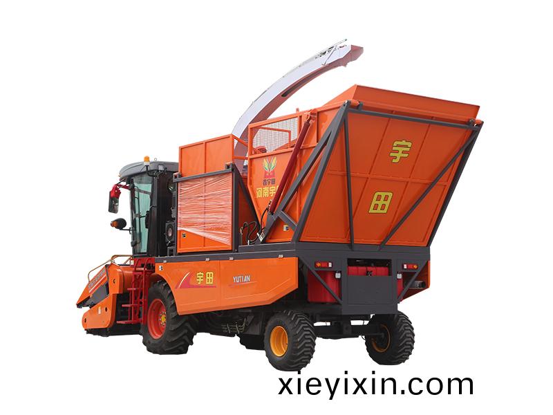 4YZB-4A2自(zi)走式穗莖兼收(shou)玉(yu)米(mi)收(shou)穫(huo)機