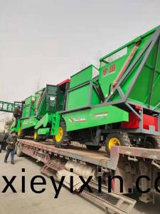 駐馬店(dian)兩檯(tai)穗莖兼(jian)收(shou)玉(yu)米收穫(huo)機髮貨(huo)